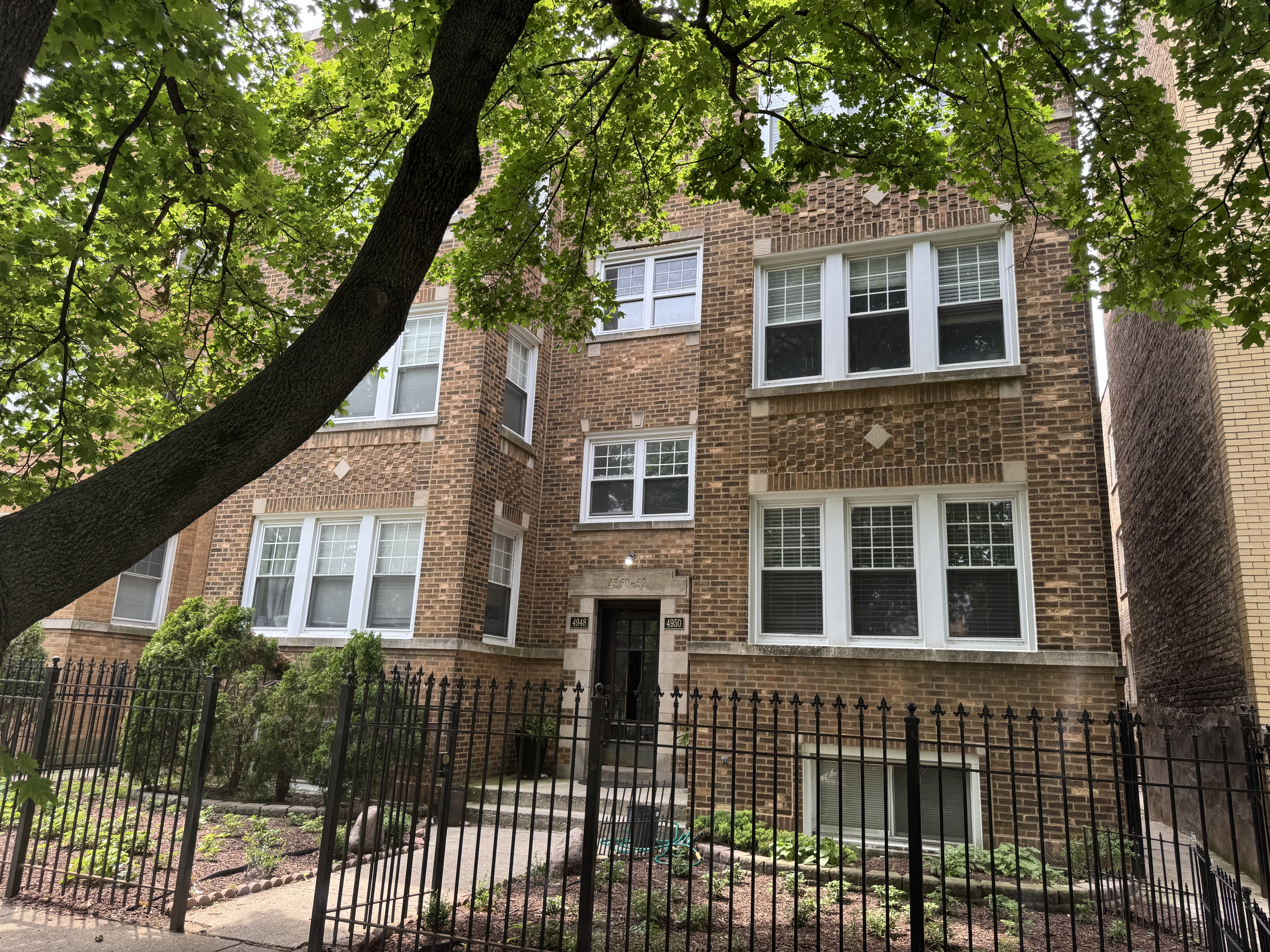 4950 North Christiana Avenue - Garden