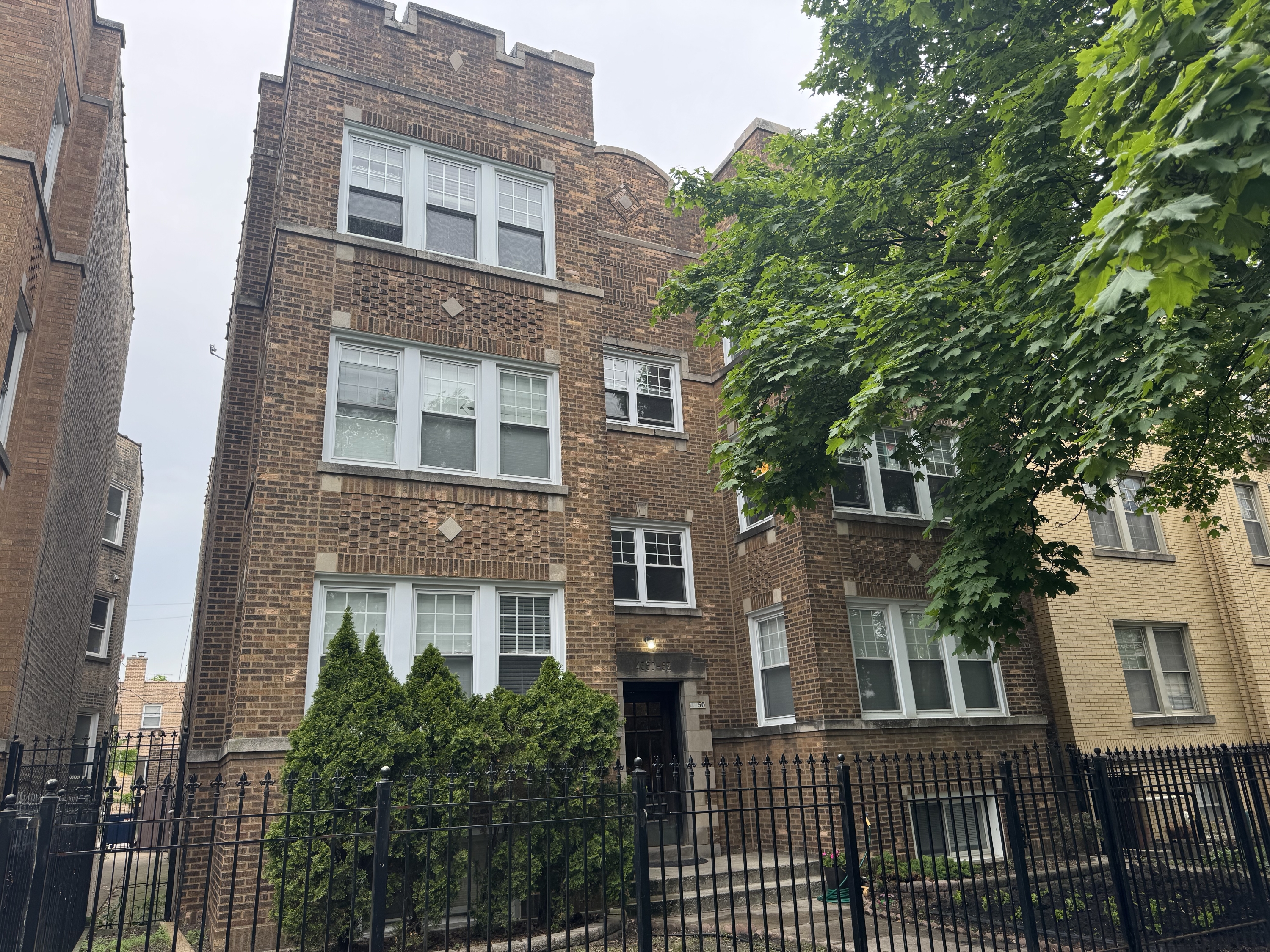 4950 North Christiana Avenue - Garden